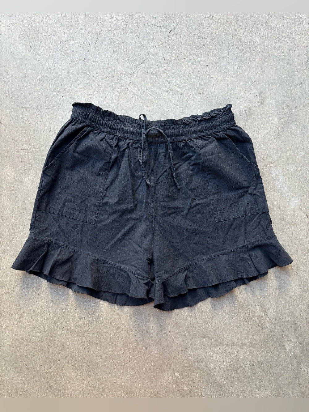 Vintage Style Black Linen Cotton Ruffle Hem Shorts Pockets XL